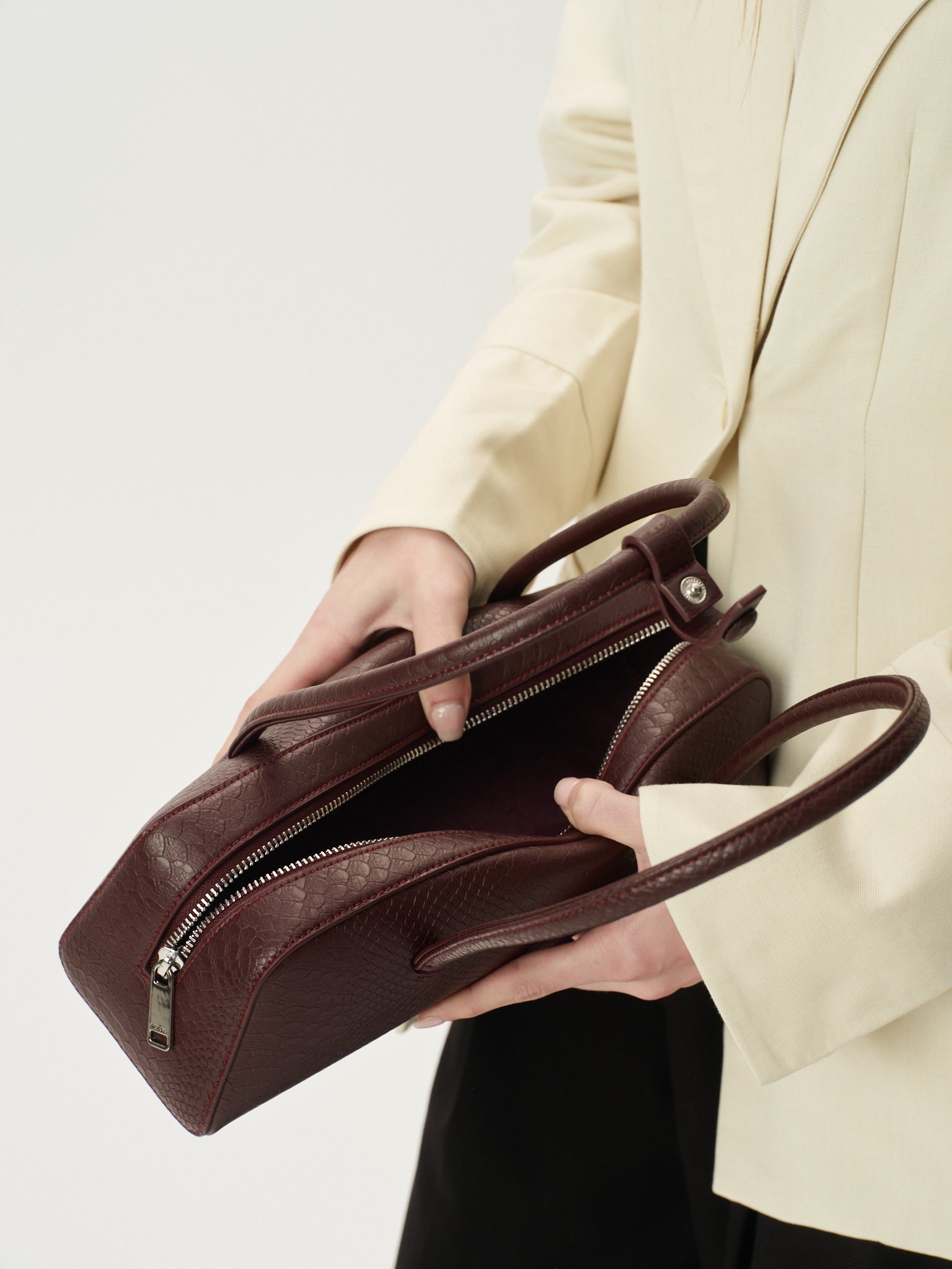 Mercer Bag Berry Croc